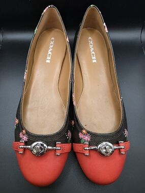 🌸 Coach Leila Signature Floral Turnlock Ballet Flats (Size 8)